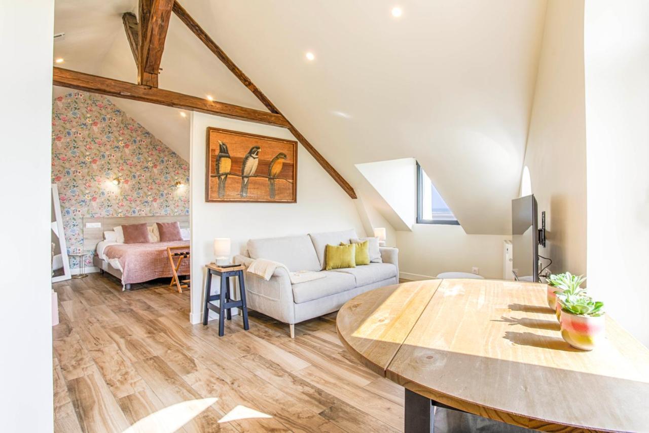 Apartamento Beau L.o.f.t. Sous Les Toits - Vue Sur 2 A 4 Personnes - La Vague *