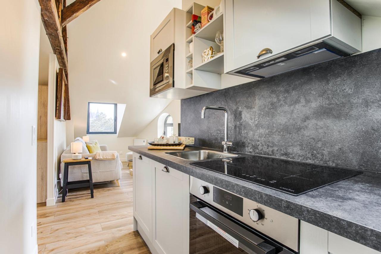 Apartamento Beau L.o.f.t. Sous Les Toits - Vue Sur 2 A 4 Personnes - La Vague