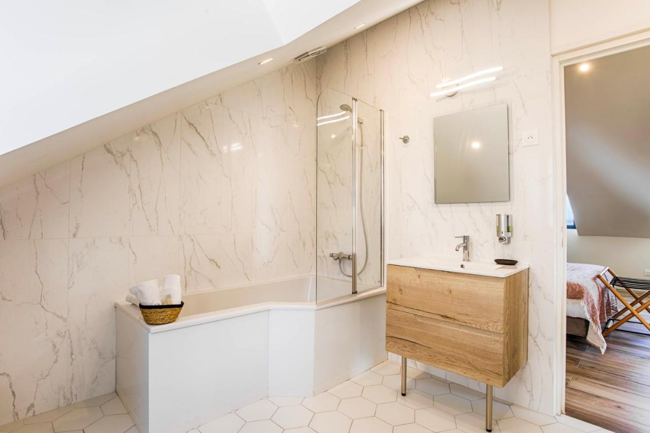 Beau L.o.f.t. Sous Les Toits - Vue Sur 2 A 4 Personnes - La Vague Apartment Houlgate